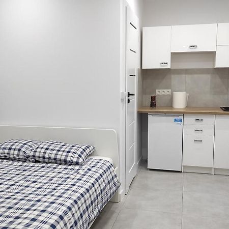 Apartament Krotka 쳉스토호바 외부 사진